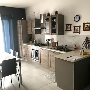 Appartamento - 5 Mins From Airport, Luqa